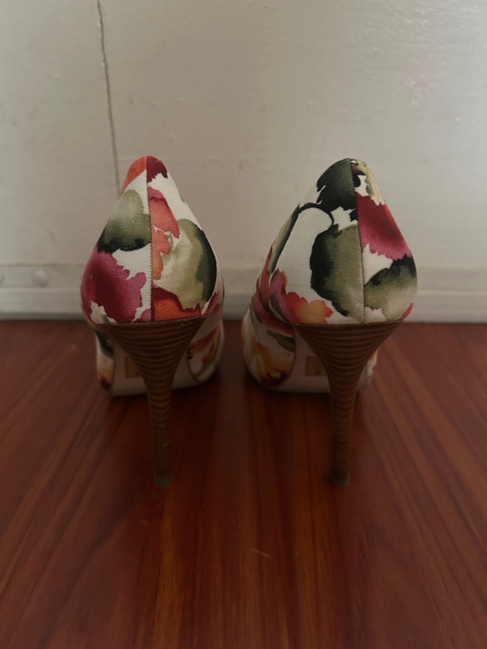 ALDO Floral Multi-Color Round-Toe Heels - Picture 3 of 4
